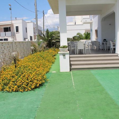 Estasi Sul Mare Bed & Breakfast Porto Cesareo Ngoại thất bức ảnh