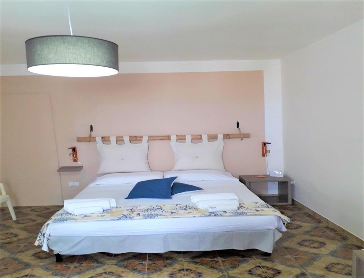 Estasi Sul Mare Bed & Breakfast Porto Cesareo Ngoại thất bức ảnh