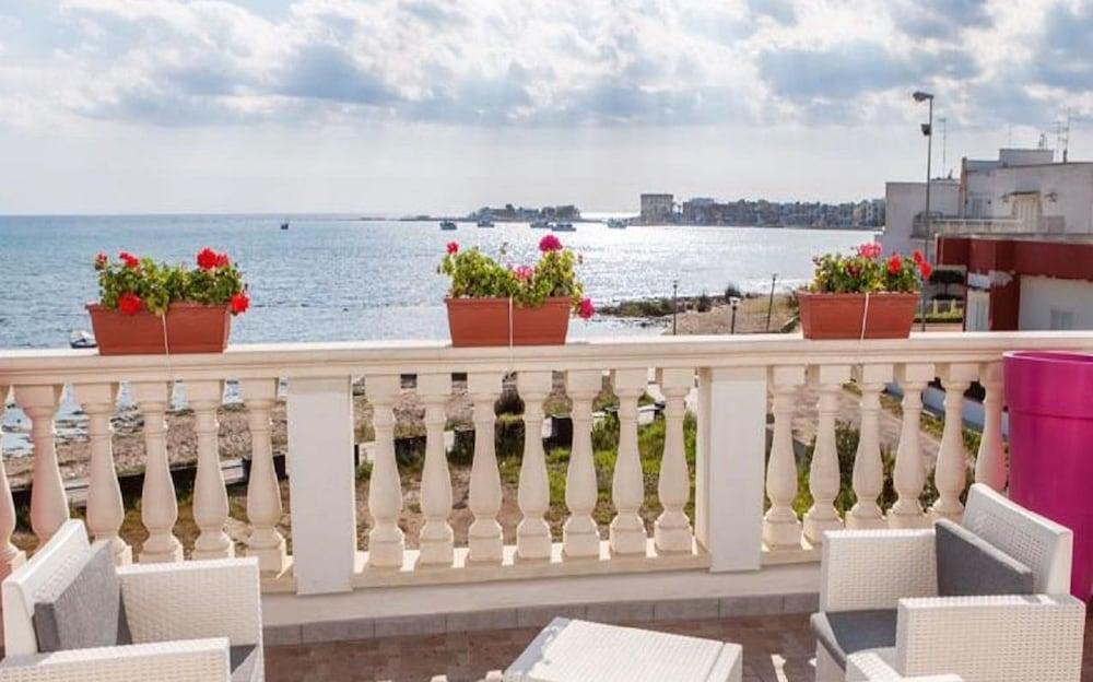 Estasi Sul Mare Bed & Breakfast Porto Cesareo Ngoại thất bức ảnh