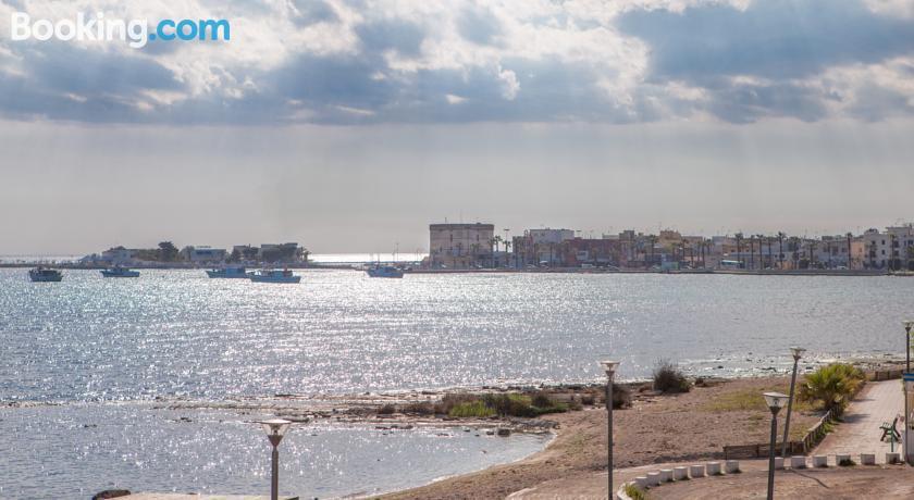 Estasi Sul Mare Bed & Breakfast Porto Cesareo Ngoại thất bức ảnh